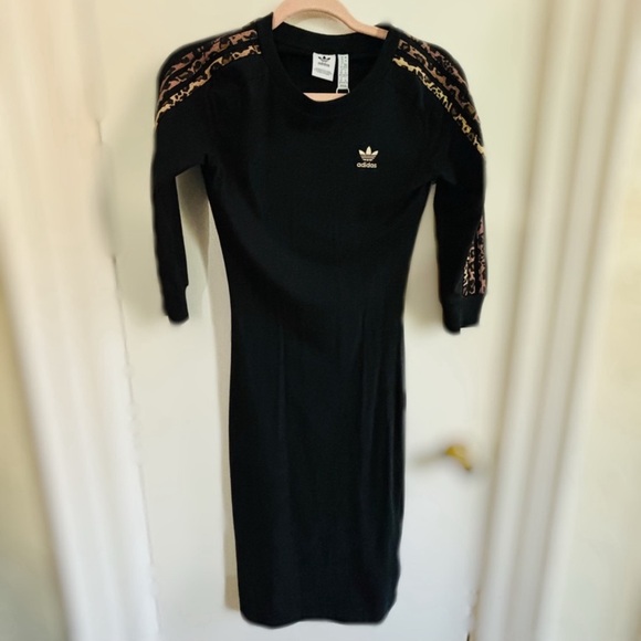 adidas✨$12 when bundled✨Black quarter Sleeve Dress 🐆 - Picture 2 of 7